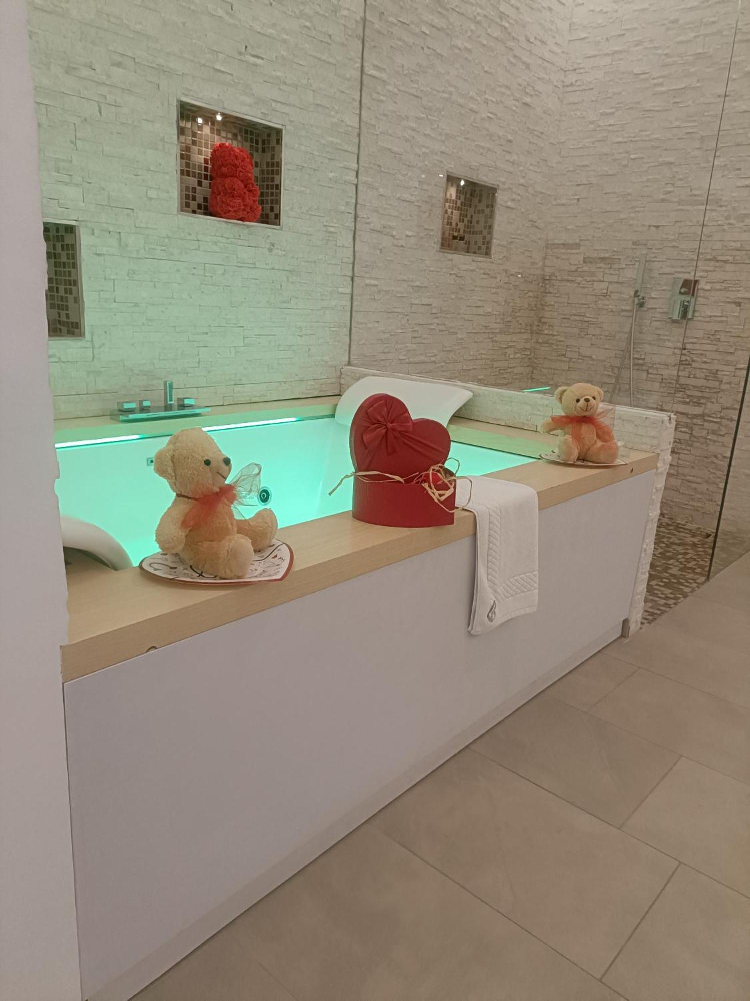 Romantic Suite 모노폴리 외부 사진